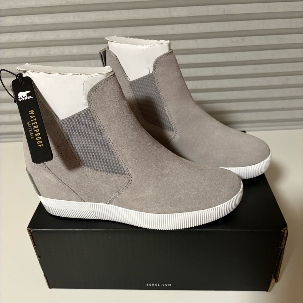 NEW Sorel Out N About Wedge Boots Waterproof Suede For Women